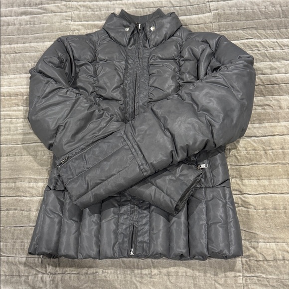 UGG Gray Women's Puffer Jacket size s/p - Picture 4 of 16